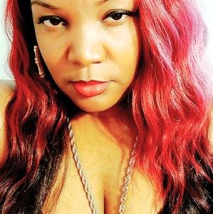 Meet your Posher, Lacresha